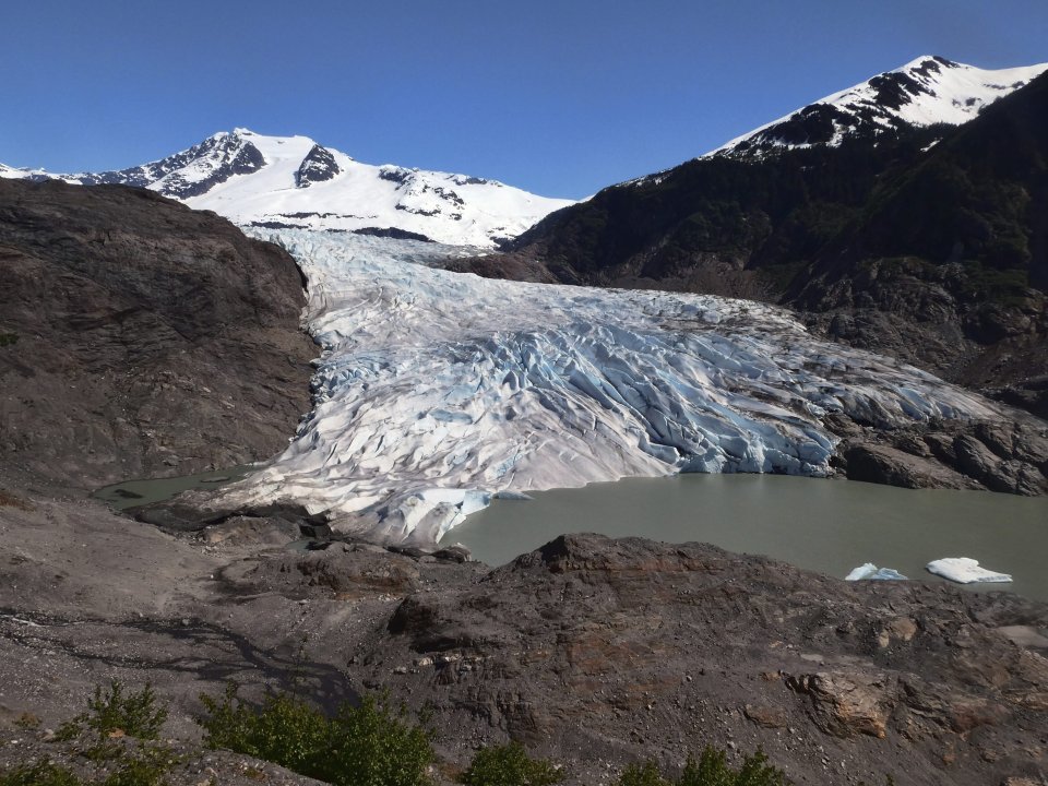 Az alaszkai Mendenhall gleccser. Fotó - TASR/AP
