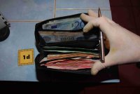 Peňaženka, ktorá patrila dílerovi drog. Foto - TASR