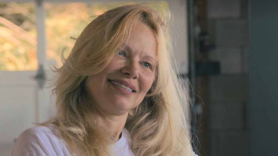 Pamela Anderson v dokumente Pamela, A Love Story. Foto - Netflix
