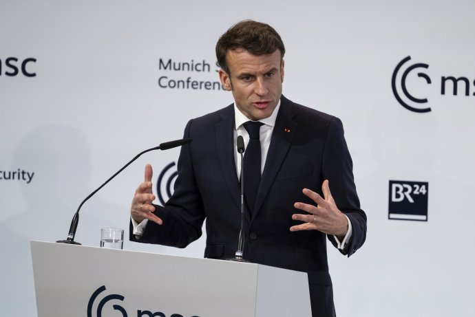 Emmanuel Macron na Mníchovskej bezpečnostnej konferencii. Foto - TASR/AP