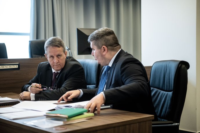 Sudca Michal Truban a jeho advokát Michal Mandzák. Foto N - Vladimír Šimíček
