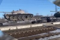 Tanky radu T-54/55 vytiahnuté zo skladov na ruskom Ďalekom východe. Zdroj - MilitaryLand.net
