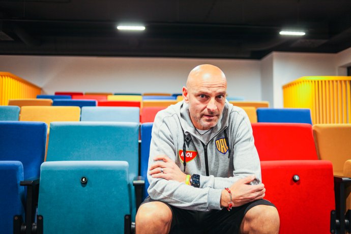 Futbalový tréner Adrián Guľa. Foto - Michaela Brůhová