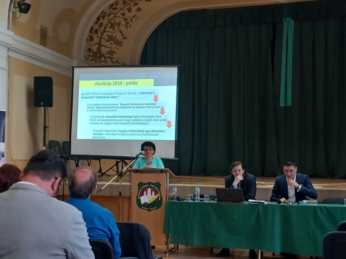A komáromi NIVAM tájékoztató szemináriuma. Fotó - Ibos Emese, Napunk