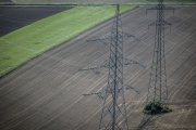 Fico chce Ukrajine stopnúť elektrinu, stratí na tom hlavne Slovensko