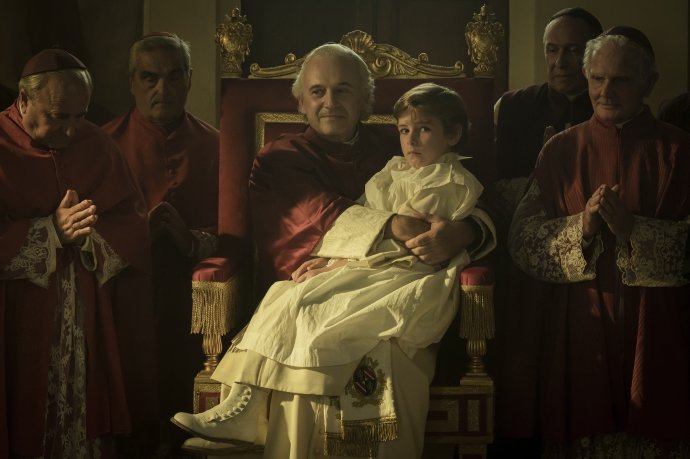 Film Unesený vykresľuje pápeža ako muža neobmedzenej moci, ktorému nik nemôže odporovať. Foto - Festival Cannes