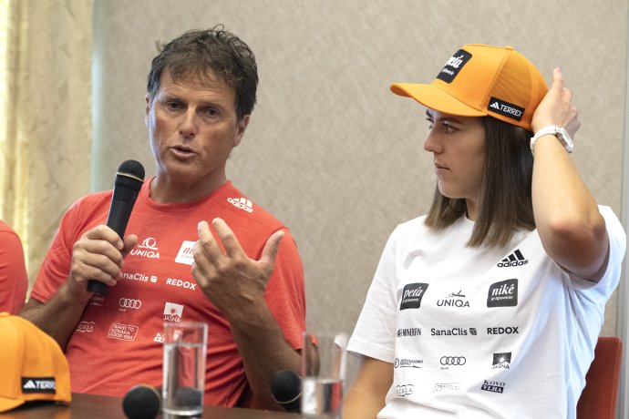 Mauro Pini a Petra Vlhová. Foto - TASR/Pavel Neubauer