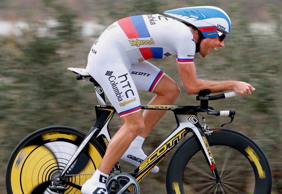 František Raboň v drese tímu HTC - Columbia na pretekoch Okolo Murcie v roku 2010. Časovku vyhral, porazil Armstronga, Wigginsa, Klödena či Menchova a stal sa aj celkovým víťazom. Foto – archív F.R