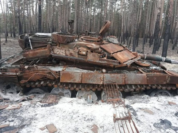 Zničený moderný ruský tank T-90M niekde v Luhanskej oblasti. Zdroj - Walter Report