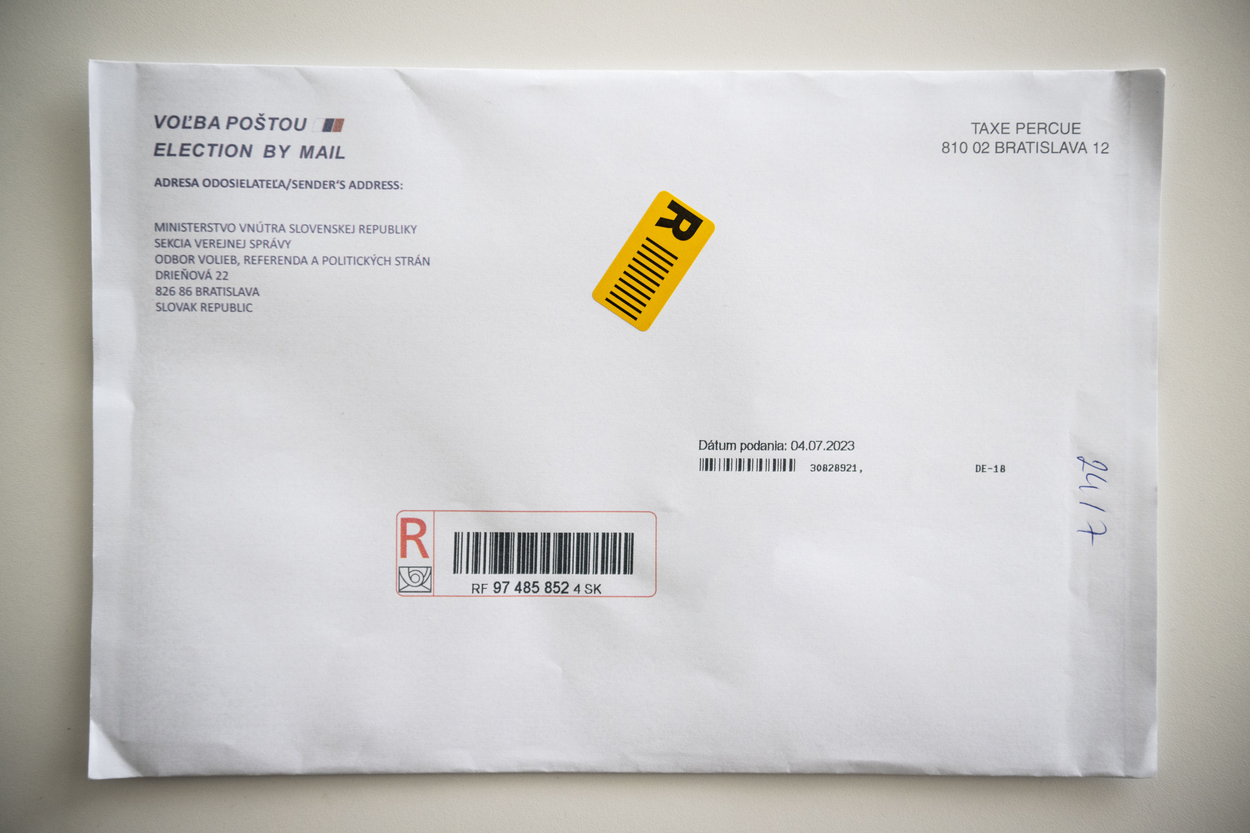 Národná rada by zrušením hlasovania poštou trestuhodne porušila svoju ústavnú povinnosť