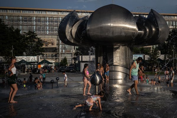 Z&nbsp;Námestia slobody je letný hit detí a&nbsp;nový centrálny verejný priestor Bratislavy (anketa s&nbsp;architektmi, urbanistami a&nbsp;rodičmi)