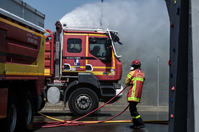 Z cvičenia hasičov v gréckom výcvikovom stredisku v Nea Makri. Foto - Európska únia/M. Karagiannis