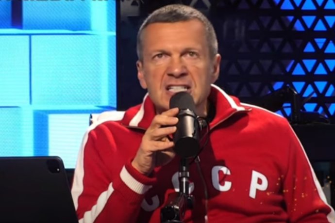 Propagandista Soloviov komentoval útok na letisku Pskov spôsobom sebe vlastným