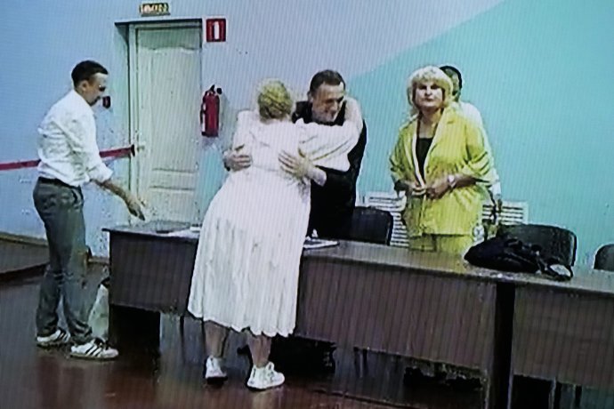 Navaľnyj v trestnej kolónii na zasadaní súdu. Foto - TASR/AP