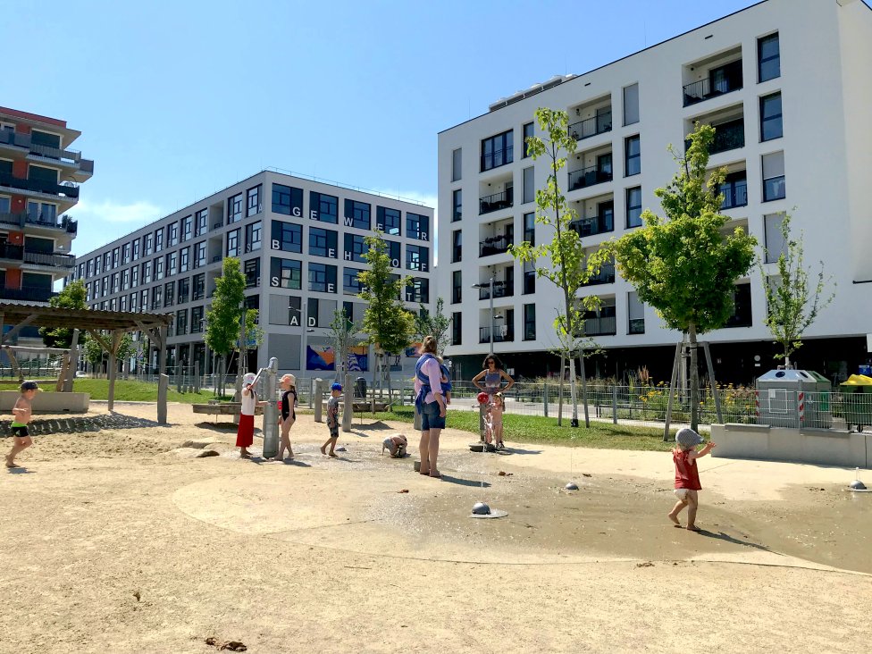 Ihrisko s vodnými prvkami je medzi deťmi obľúbené po celý rok. Foto – archív ABL