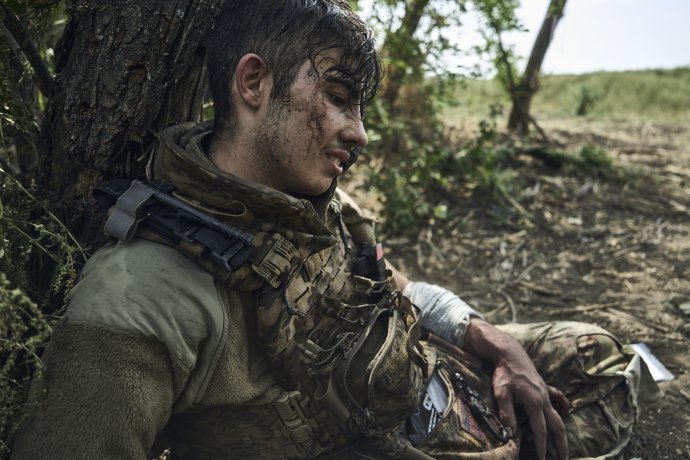 Sebesült ukrán katona. Fotó - TASR/AP