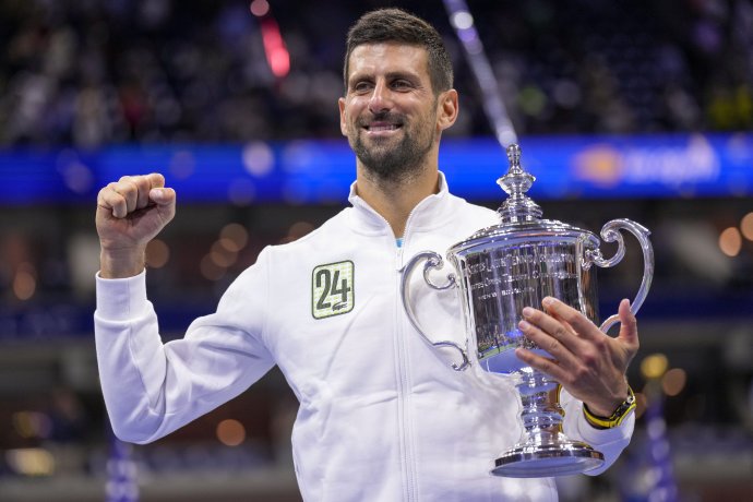 Novak Djoković s 24. grandslamovým titulom. Foto TASR/AP