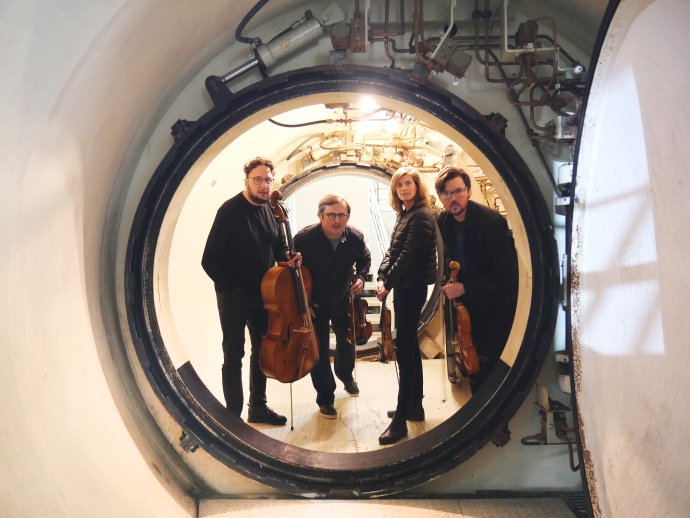 Členovia súboru Dystopic Requiem Quartet v atómovej elektrárni Zwentendorf. Foto - Lucia Mlynčeková-Tóthová