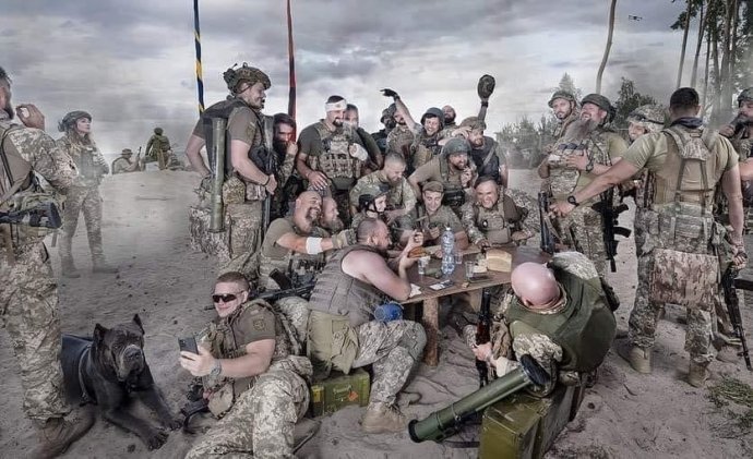 Kozáci píšu list, ale tentoraz nie sultánovi. Foto - Ukrajinská armáda
