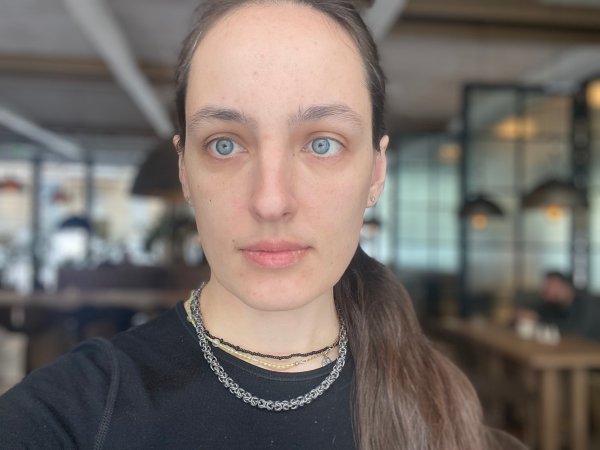 Kadyrovovci ťa zabijú. Ruská novinárka opisuje, ako ju chcel Putinov režim zavraždiť a&nbsp;ako prežila otravu