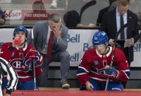 Tréner Martin St. Louis nebol spokojný s výkonmi montrealských hráčov. FOTO TASR/AP