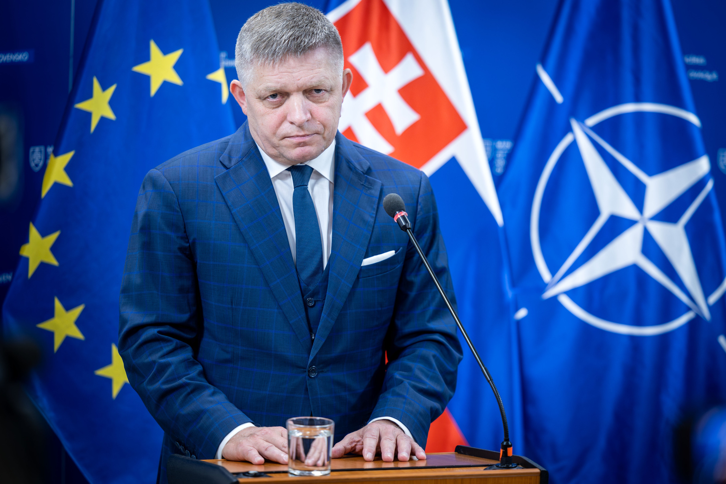 Slovensko je „poločlenom“ NATO