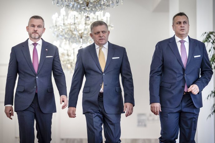 Predsedovia koaličných strán - Peter Pellegriny, Robert Fico a Andrej Danko Foto N - Tomáš Benedikovič