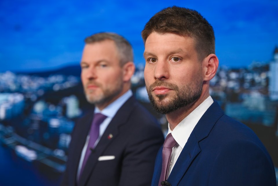 Michal Šimečka a Peter Pellegrini v debate TV Markáza. Foto – Martin Lachkovič | TV Markíza
