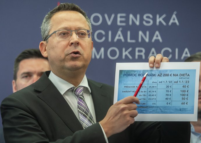 Minister financií Ladislav Kamenický. Archívne foto - TASR