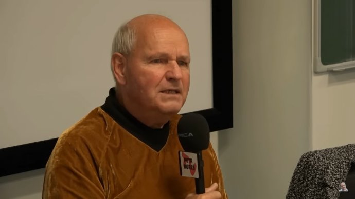 Peter Staněk na ČVUT. Foto - repro YouTube