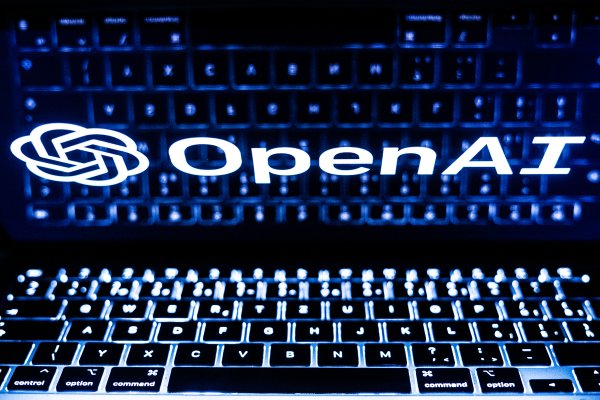 Biznis vyhral nad obozretnosťou. Čo vyplýva z&nbsp;drámy v&nbsp;OpenAI