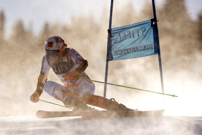 Petra Vlhová počas prvého kola obrovského slalomu v Killingtone. Zdroj - TASR/AP