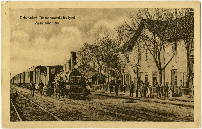 A dunaszerdahelyi vasútállomás akkoriban kicsit másként nézett ki, mint ma. Fotó - MÁV levéltár