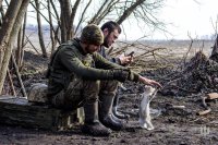 Vojaci v čase odpočinku. Foto - 56. brigáda ukrajinskej armády