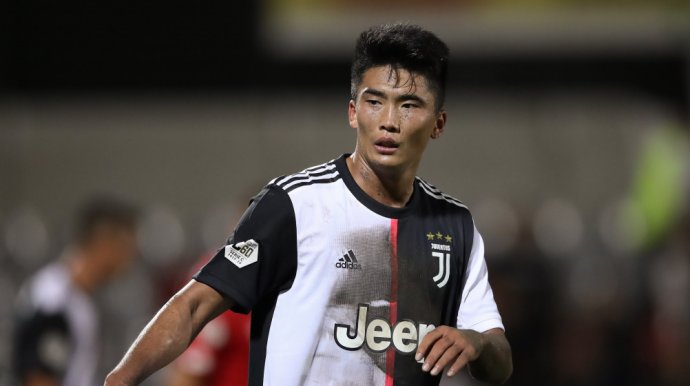 Han Kwang-song v drese Juventusu. Foto - transfermarkt.com