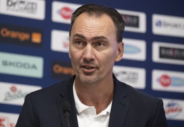 Športový newsfilter: Nielen Slafkovský, ale aj Pospíšil je podľa Šatana mladý a&nbsp;nerozvážny