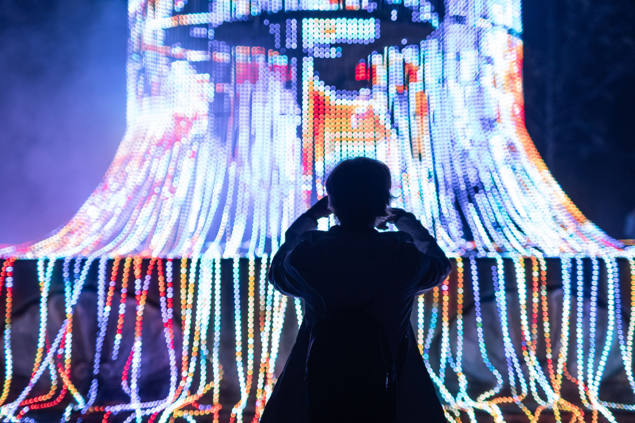 Festival Biela noc cez víkend prebudí nočnú Bratislavu, veľké veci uvidíte aj na Tehelnom poli