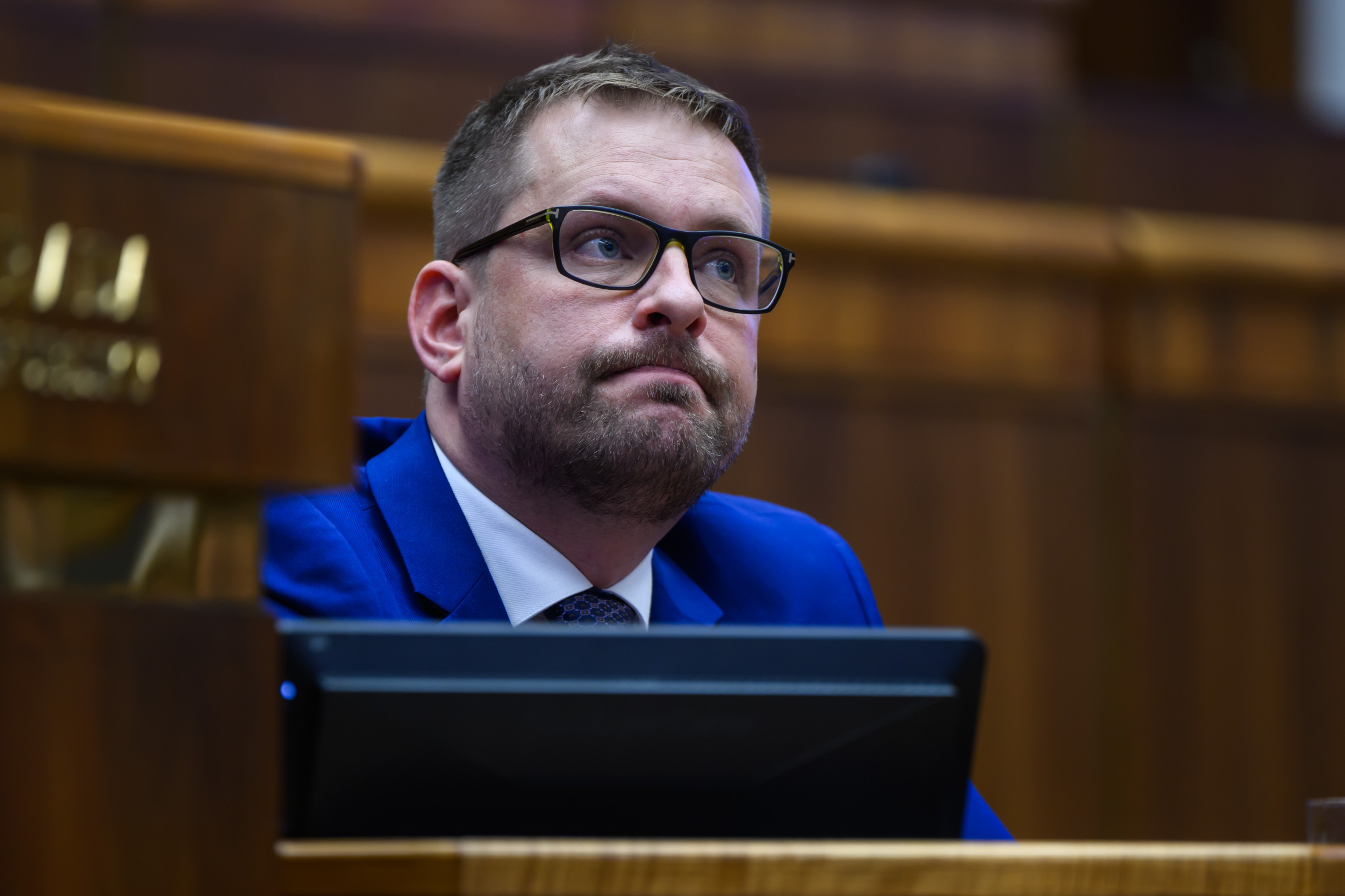 Pacienti, lekári, odborníci verejne odkazujú Šaškovi, ako jeho návrh na obmedzenie liekov ohrozuje životy