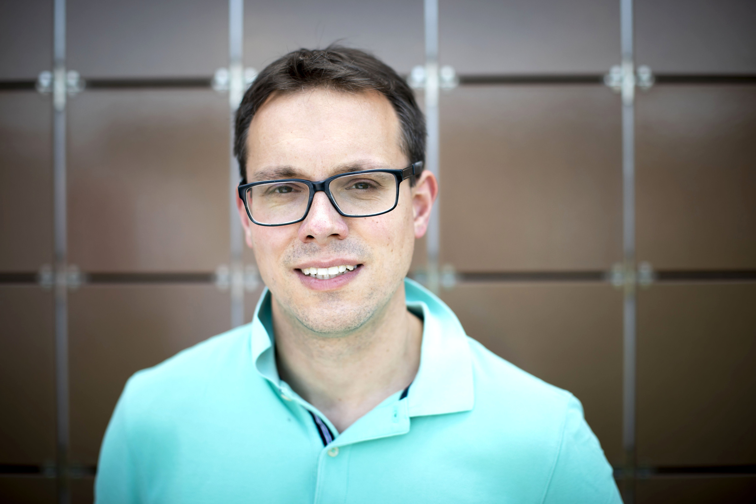 Za aspirín účtujeme poisťovni 15 dolárov, rakovina vyjde pacienta aj na milión, vraví český lekár v&nbsp;USA