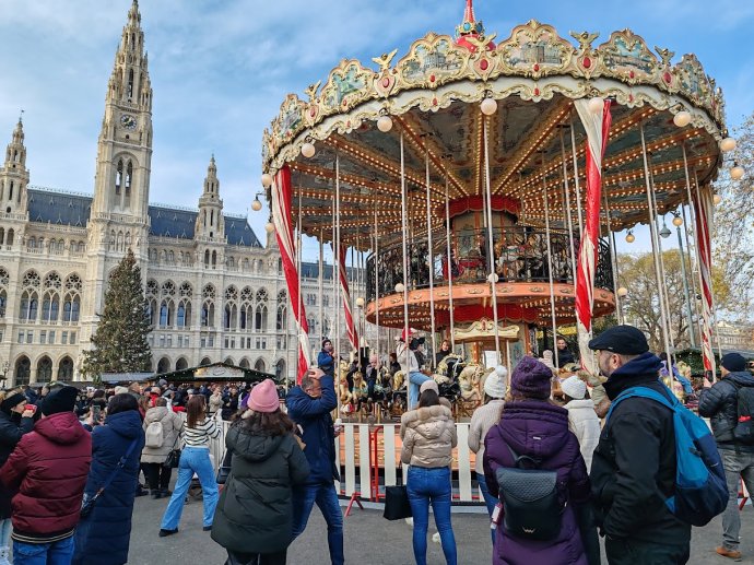 Karácsony a Rathausplatzon. Fotó - Napunk