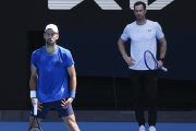 Djokovića v Melbourne zaujíma len trofej. Jeho bývalý tréner Becker opisuje, čo môže priniesť spolupráca s Murraym