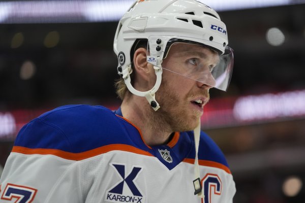 Ráno s&nbsp;NHL: Každý zápas chcú dať 10 gólov. Vysvetľujeme, prečo sa z&nbsp;defenzívnej NHL stala reklama na ofenzívu