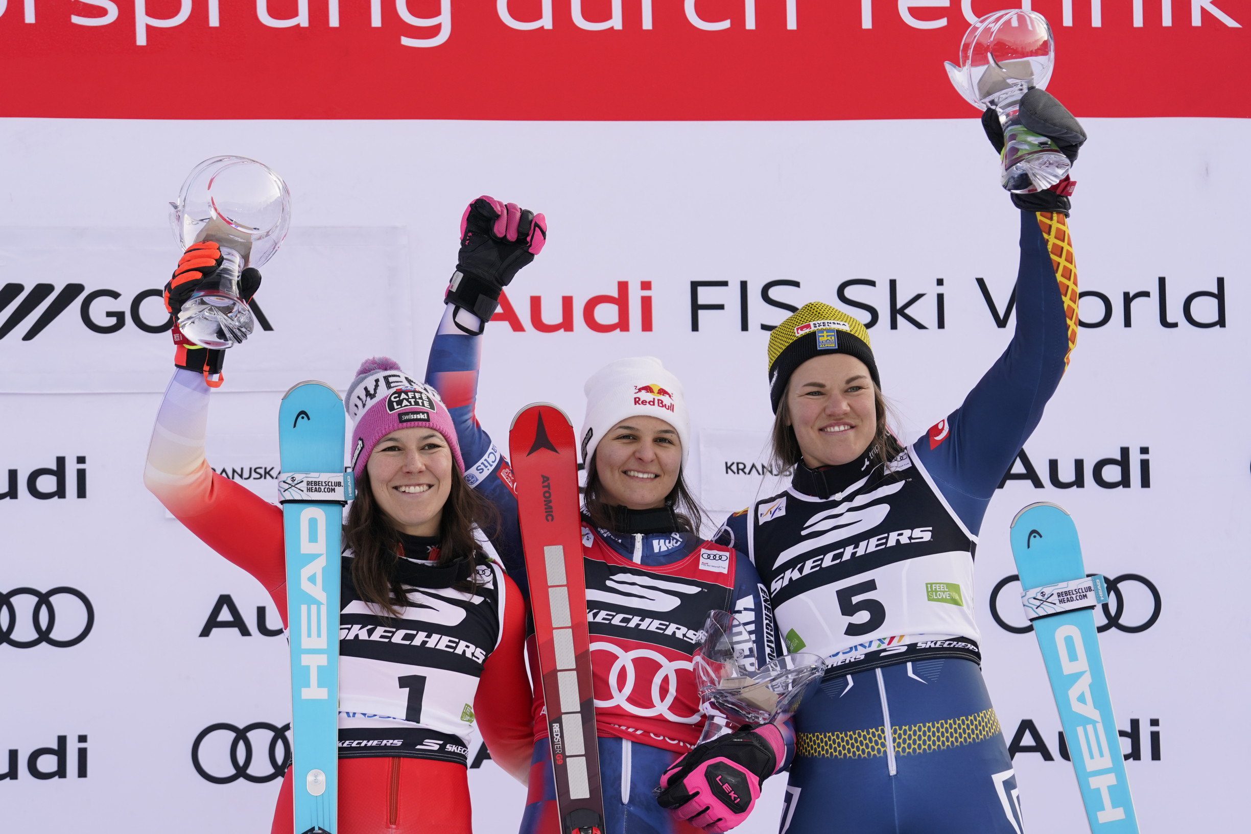 Slalom bez Vlhovej a&nbsp;Shiffrinovej je nečakane zaujímavý. Niektoré súperky možno čoskoro skončia, hovorí nová líderka