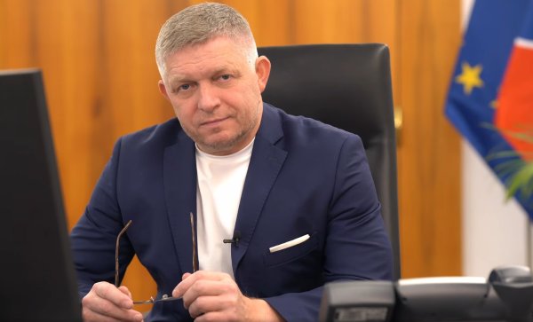 Rumunský politológ: Fico je Putinov veľmi dobrý vojak, jeho protiukrajinské vyhlásenia opakuje aj rumunská krajná pravica