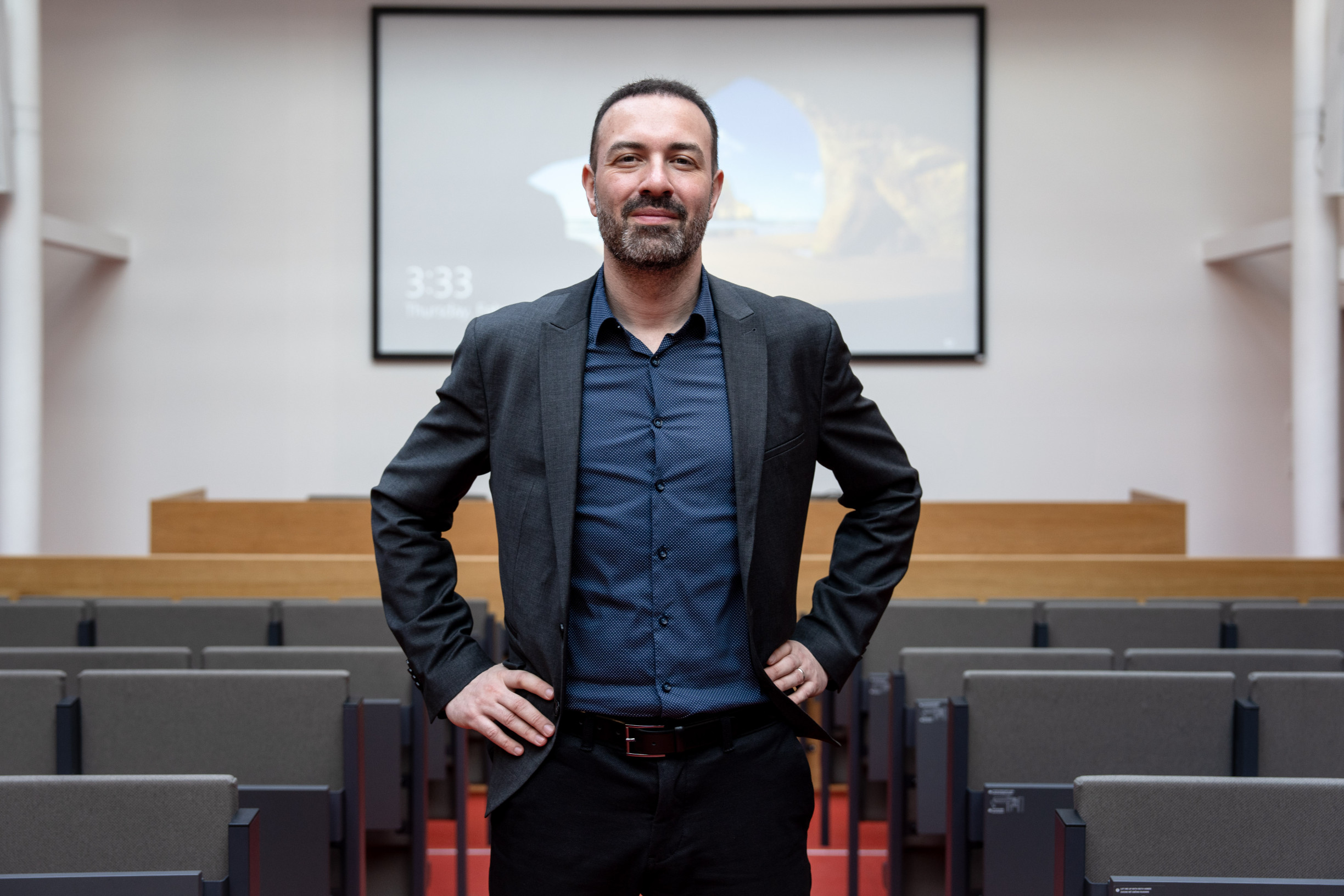 Kde je obohatený urán? Urýchli americký útok pád iránskeho režimu? Zablokuje Irán ropnú trasu? Odpovedá expert Smetana