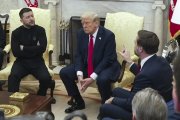 Zelenskyj bude mať veľký problém, vraví Trump. Dohoda, do ktorej ho tlačí, je však pre Ukrajinu extrémne nevýhodná