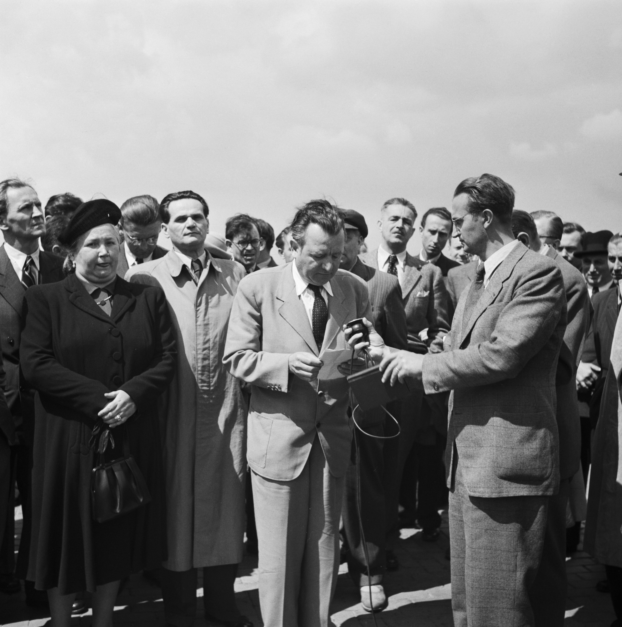 Ako sme sa po vojne pripravili o milióny dolárov, ktoré nám núkali Američania