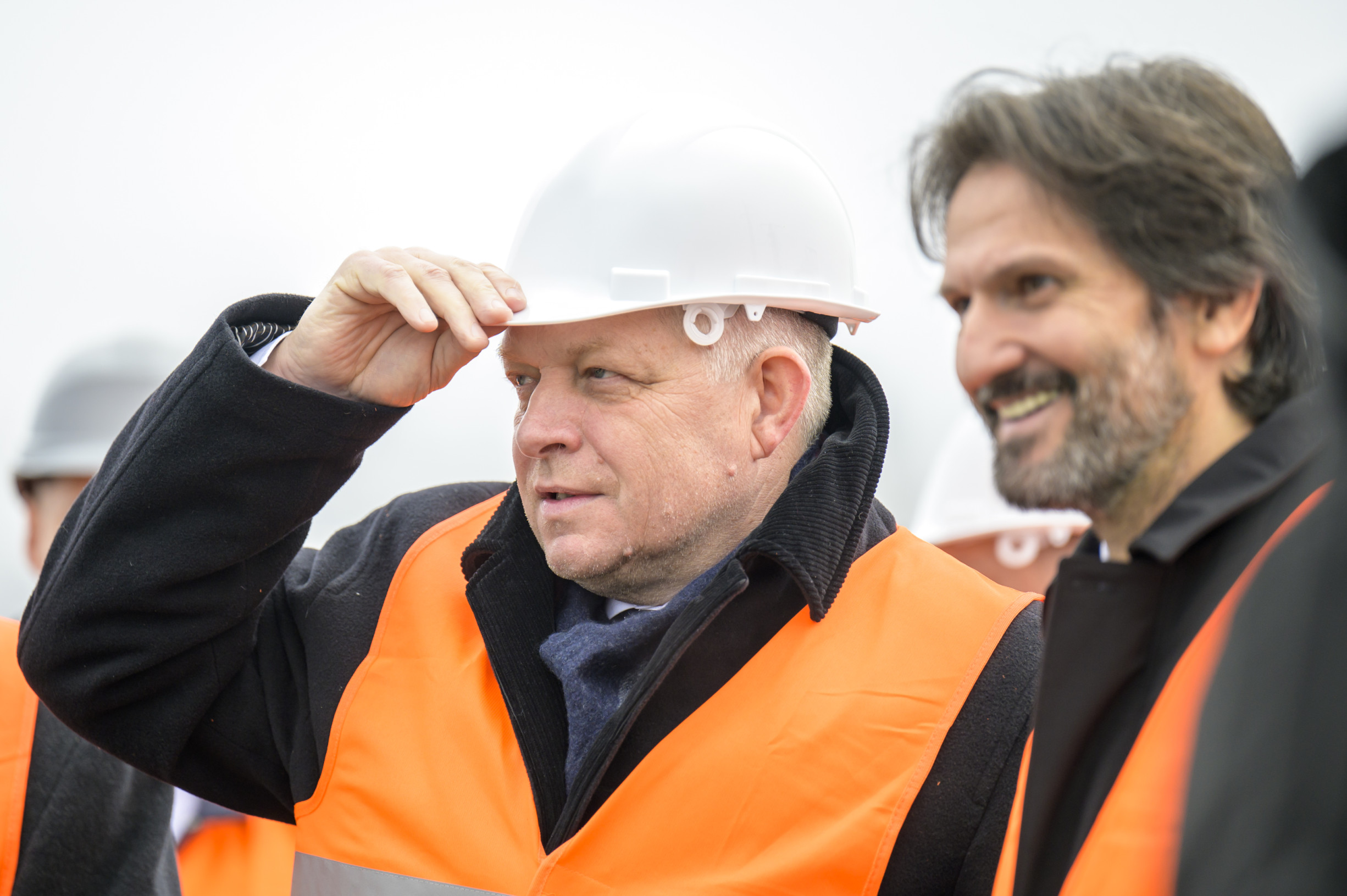 Ekonomický newsfilter: Kaliňákovu prešovskú nemocnicu majú stavať pumpári z Galanty