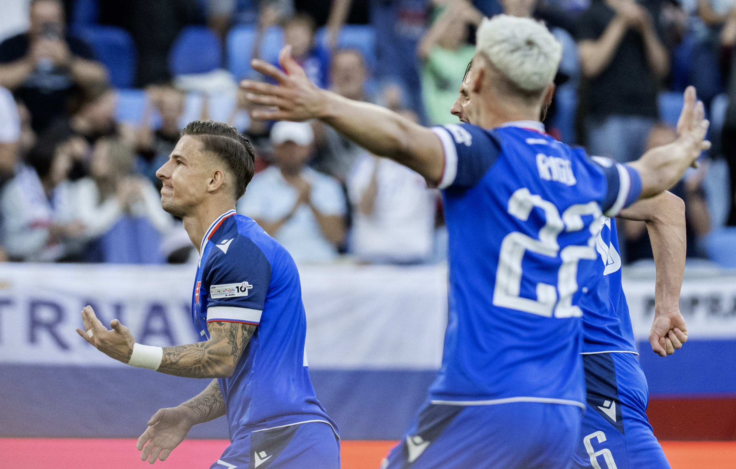 Slováci takmer remizovali s&nbsp;najväčším favoritom. Pri rozhodujúcom góle zohrali úlohu dva paradoxy