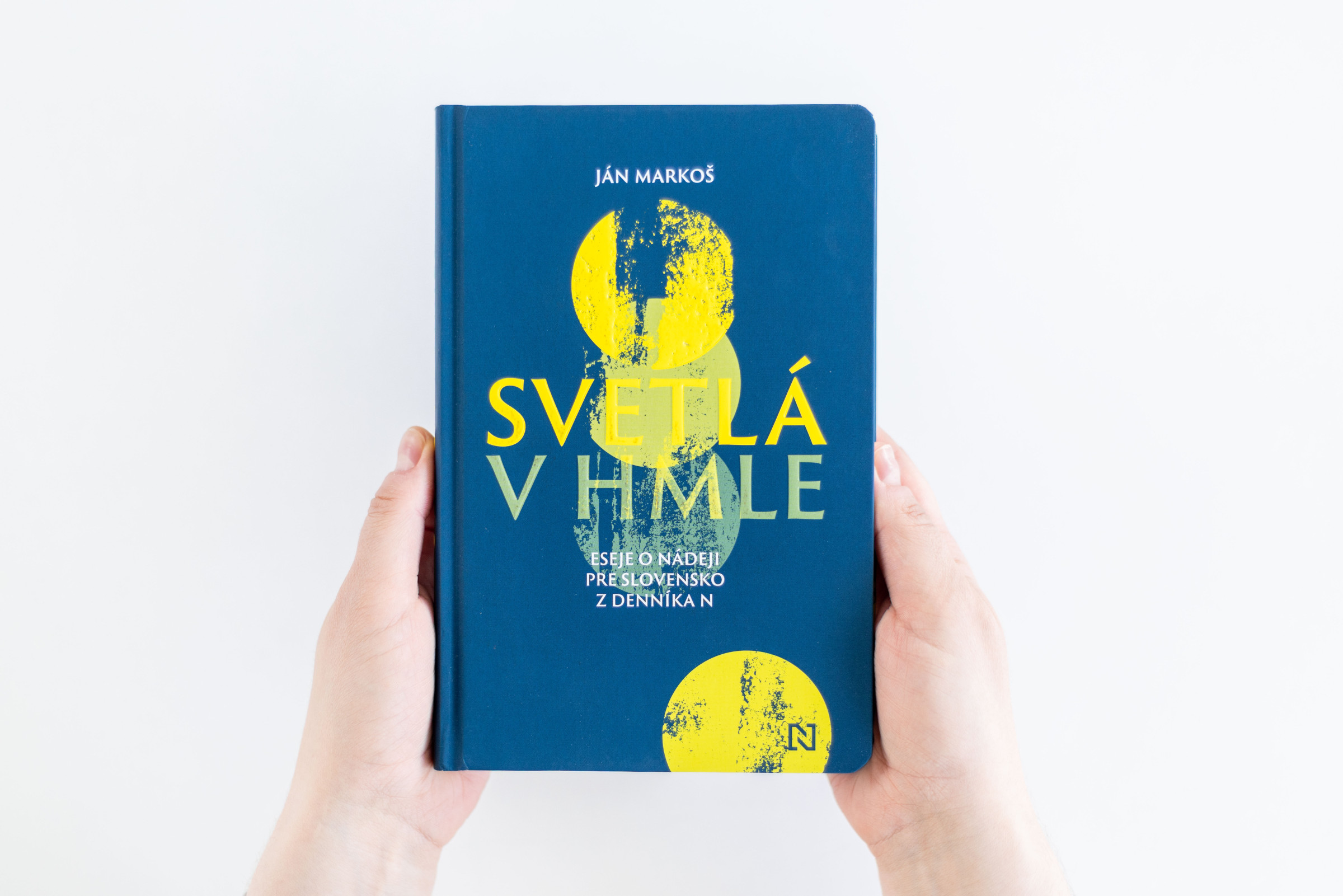 Svetlá v hmle